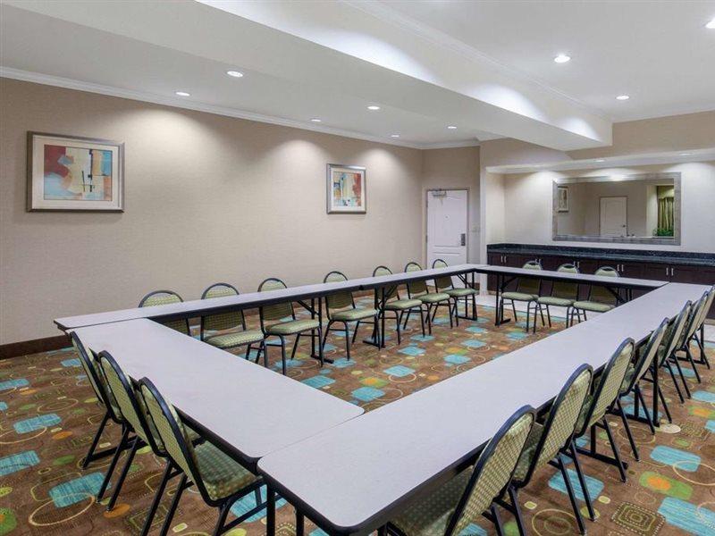 Fairfield By Marriott Inn & Suites הילסבורו מראה חיצוני תמונה