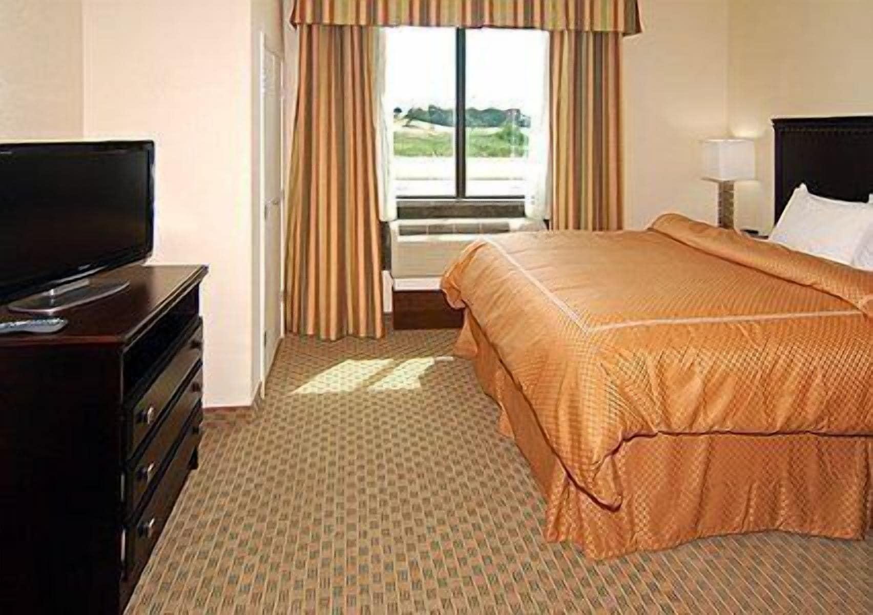 Fairfield By Marriott Inn & Suites הילסבורו מראה חיצוני תמונה