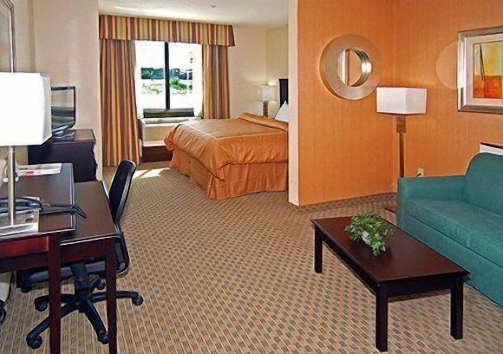 Fairfield By Marriott Inn & Suites הילסבורו מראה חיצוני תמונה